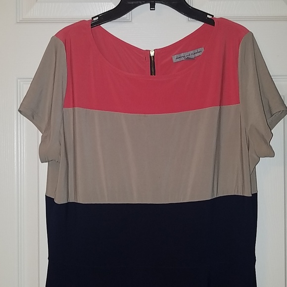 Color block midi dress - Picture 2 of 5